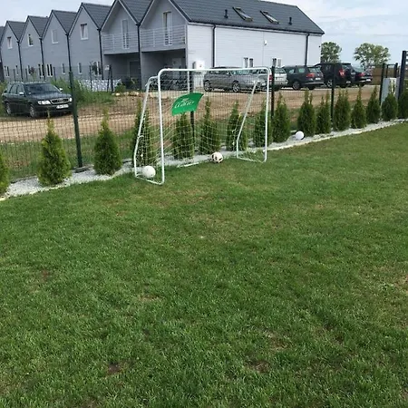 Domektomek Z Kominkiem I Ogrodem 1000m Сasa de vacaciones Niechorze