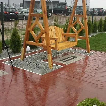 Tatil Evi Domektomek Z Kominkiem I Ogrodem 1000m *