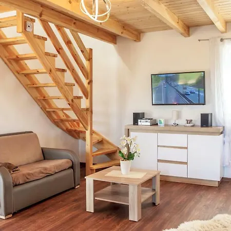 Tatil Evi Domektomek Z Kominkiem I Ogrodem 1000m *