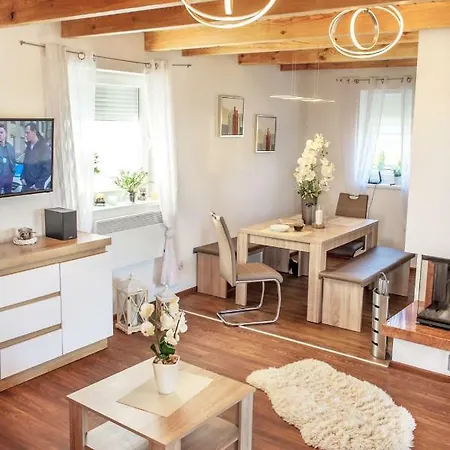 Сasa de vacaciones Domektomek Z Kominkiem I Ogrodem 1000m Niechorze