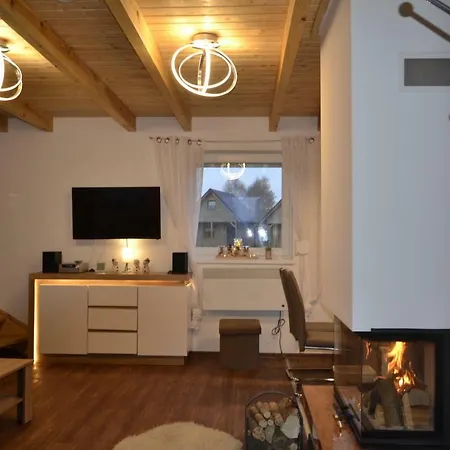 Domektomek Z Kominkiem I Ogrodem 1000m Tatil Evi