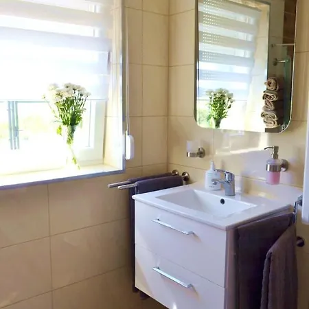 Domektomek Z Kominkiem I Ogrodem 1000m Сasa de vacaciones